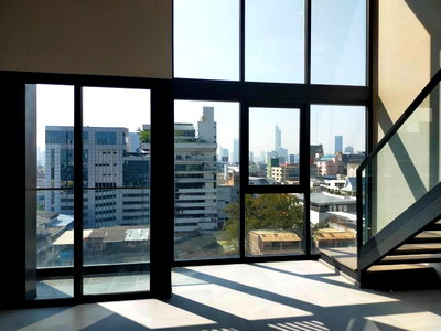 ขายคอนโด : LTH5213 – Cooper Siam FOR SALE 1 bed 1 bath size 51.5 Sq.M. Nearby BTS National Stadium station ONLY 7.2 MB