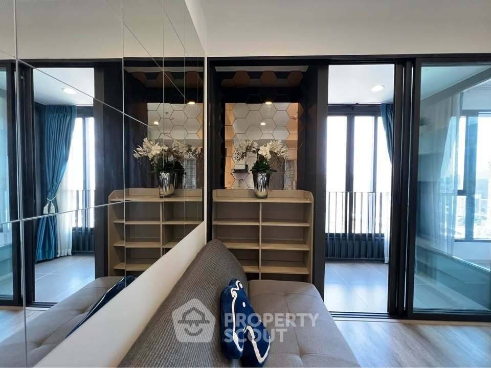 รูป คอนโด 1-ห้องนอน ที่ ไอดีโอ โมบิ อโศก ใกล้ MRT เพชรบุรี (ID 2737245) - รูปที่ 3/13