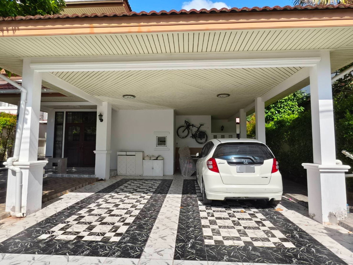 picture Home for sell Hatyai , Good location. - 7/7
