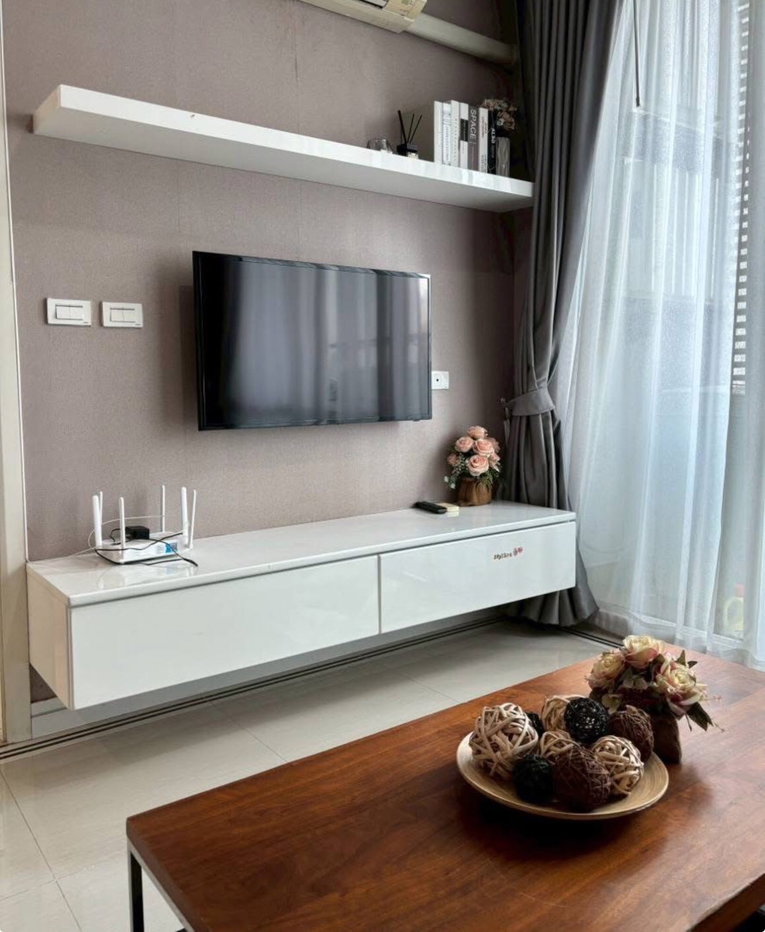 picture T.C. Green - 4/10