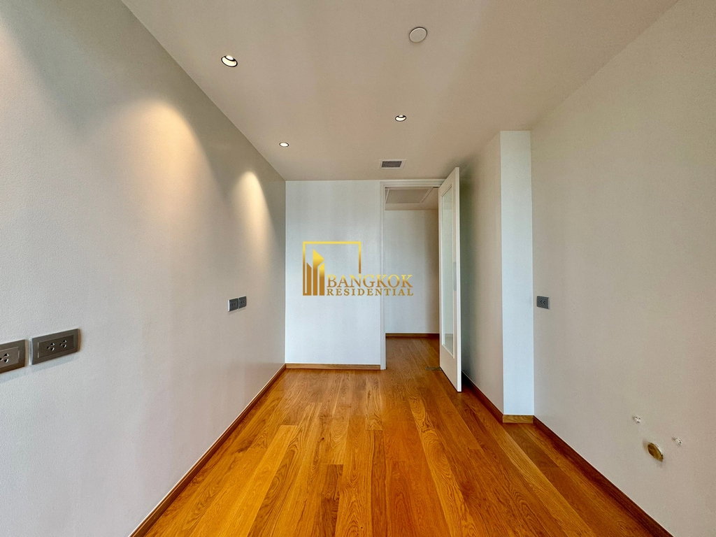 picture Supreme Legend | Impressive 3 Bedroom Luxury Condo - BR19398CD - 24/34