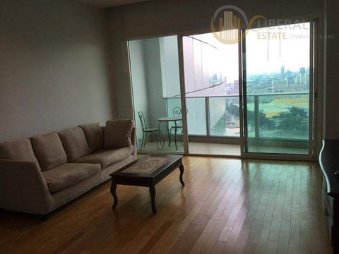 LTH330 – Condo Millennium Residence FOR RENT 3 bedrooms 146 SQ.M. on very high floor nearby Asoke BTS ONLY 90,000 THB / month