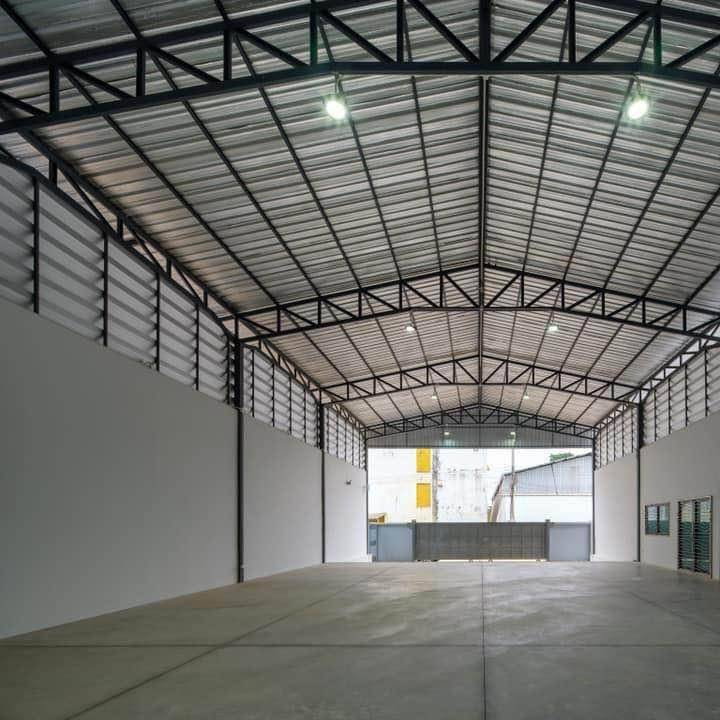 รูป ให้เช่าโกดังเก็บของ สันกำแพง เชียงใหม่ พร้อมที่พัก 3 ห้องนอน 2 ห้องน้ำ 100 ตารางวา  ใกล้ตลาด ห่างจากเซนทรัลเชียงใหม่15นาที -RW007769 - รูปที่ 6/10