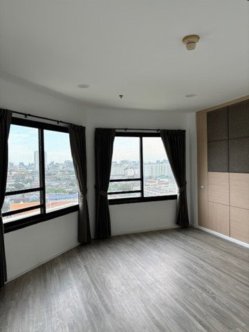 รูป ขายด่วน! คอนโดมิเนียมวิวแม่น้ำ ใกล้โรงเรียนและมหาวิทยาลัย - รูปที่ 15/45