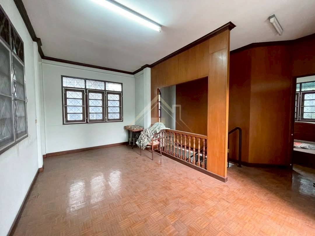 รูป บ้านในชุมชนใจกลางเมือง ซอยเทอดไทย 33 ใกล้ BTS ตลาดพลู เดินทางสะดวก เหมาะสำหรับคนทำงานในกรุงเทพ - รูปที่ 6/23