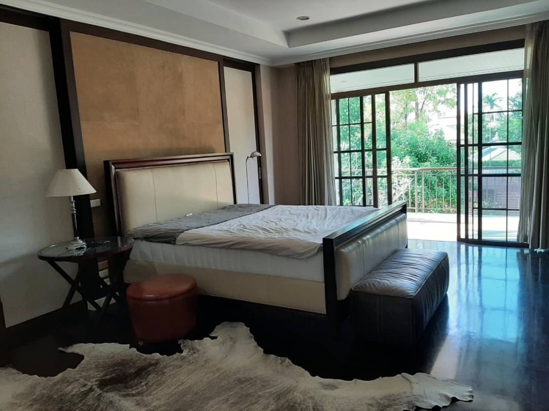 picture LTHC5354 – House FOR RENT in Pattanakarn 4 beds 5 baths size 400 Sq.M. Nearby ARL Huamak station ONLY 150k/Month - 5/7