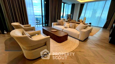 Condos for sale : 3-BR Condo at One 89 Wireless near MRT Lumphini (ID 2461689)