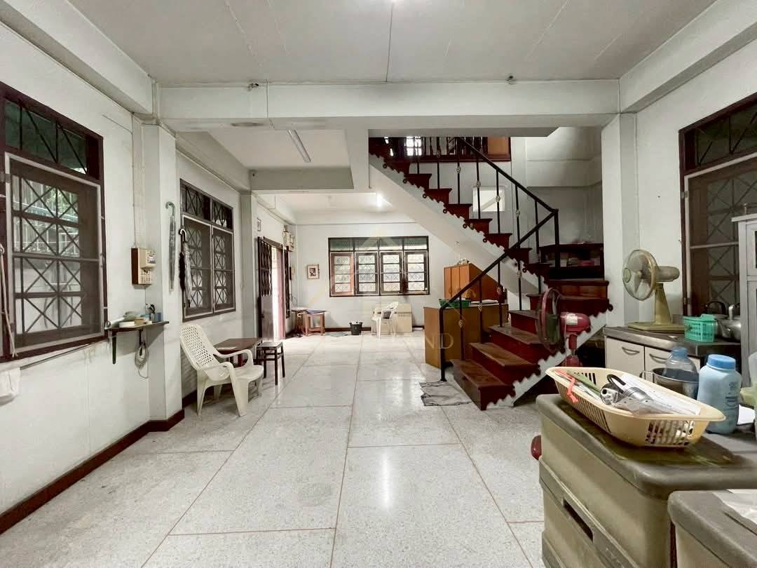 รูป บ้านในชุมชนใจกลางเมือง ซอยเทอดไทย 33 ใกล้ BTS ตลาดพลู เดินทางสะดวก เหมาะสำหรับคนทำงานในกรุงเทพ - รูปที่ 3/23