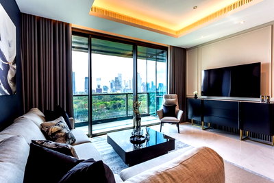 คอนโดให้เช่า : SL137/Sindhorn Tonson คอนโดมิเนียมระดับ Ultra Luxury ที่ผสานความเรียบหรูเหนือระดับเข้ากับความเป็นส่วนตัวอย่างแท้จริง