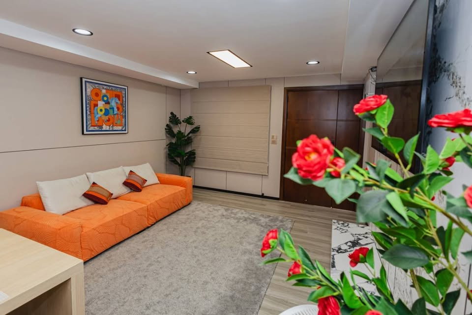 รูป ให้เช่าทาวน์เฮ้าส์ 2 ชั้น ย่านเจ็ดยอด ใกล้นิมมาน สามารถทำ airbnb ได้ (ให้เช่าแบ่งเป็นคูหา)-RW007761 - รูปที่ 27/28