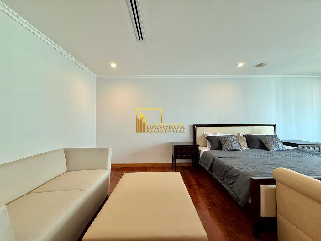 รูป Spacious 3 Bedroom Serviced Apartment in Phrom Phong Area - BR20901SA - รูปที่ 16/49