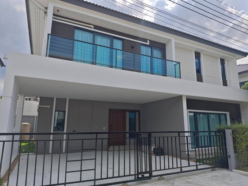 บ้านเดี่ยวให้เช่า : เช่าบ้าน Centro Vibhavadi/เซนโทร วิภาวดี (HR6811027)  ID Line : @baan88