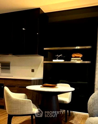 Condos for sale Chulalongkorn University : 1-BR Condo at Muniq Langsuan near BTS Ratchadamri (ID 2565353)