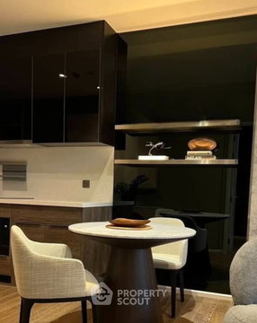 1-BR Condo at Muniq Langsuan near BTS Ratchadamri (ID 2565353)