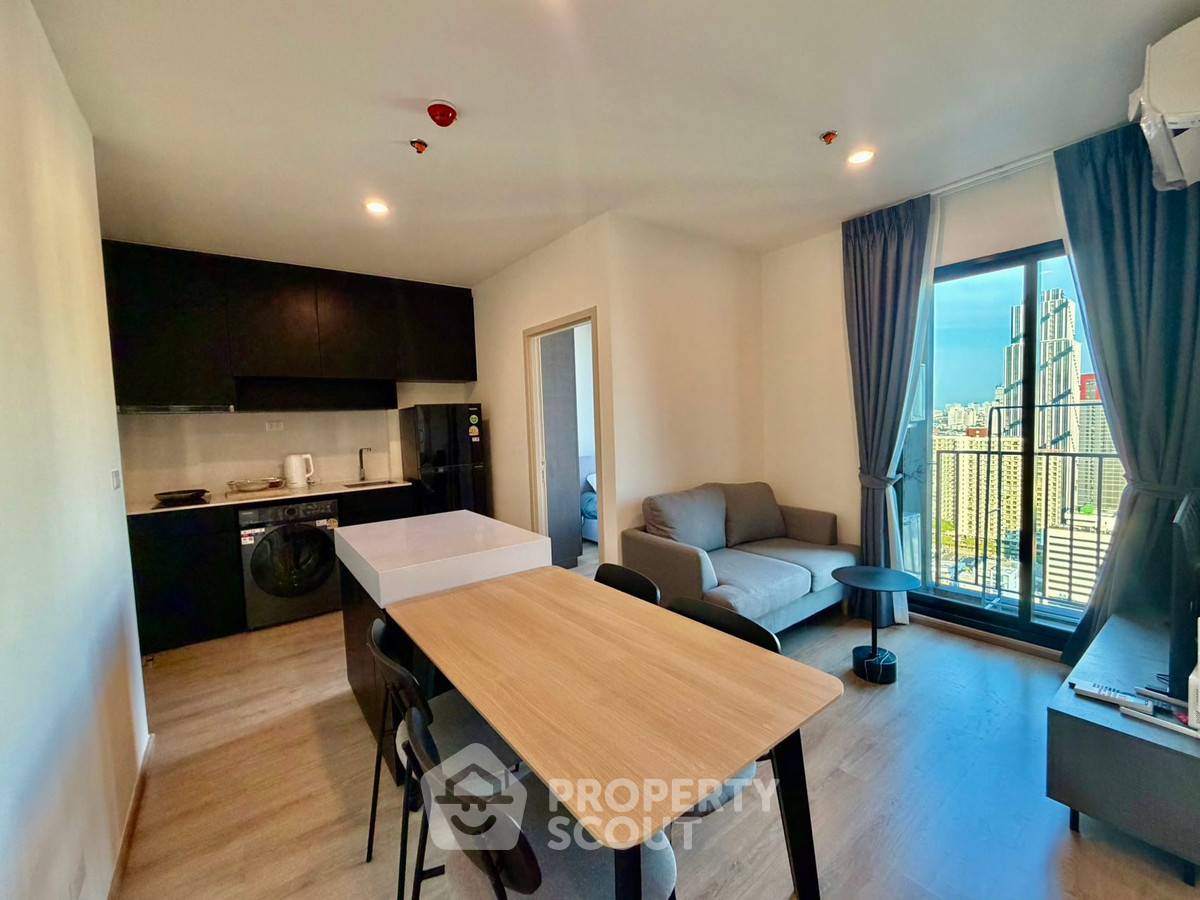 รูป คอนโด 2-ห้องนอน ที่ นิว ดิสทริค อาร์9 ใกล้ MRT พระราม 9 (ID 2711762) - รูปที่ 1/8