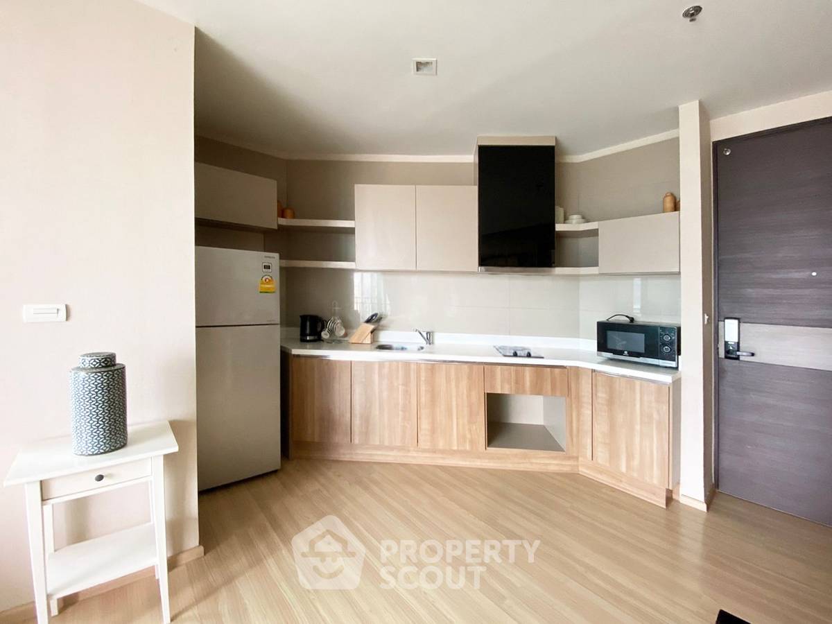 รูป คอนโด 1-ห้องนอน ที่ ริธึ่ม สาทร ใกล้ BTS สะพานตากสิน (ID 2737238) - รูปที่ 5/5