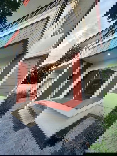 รูป ให้เช่า บ้านเดี่ยว หมู่บ้าน สราญสิริ รามอินทรา 2 มี 2 ชั้น ขนาด 54 ตรว. มี 3 ห้องนอน 2น้ำ ใกล้ห้างแฟชั่นไอส์แลนด์ เพียง 25,000 บาท - รูปที่ 2/11