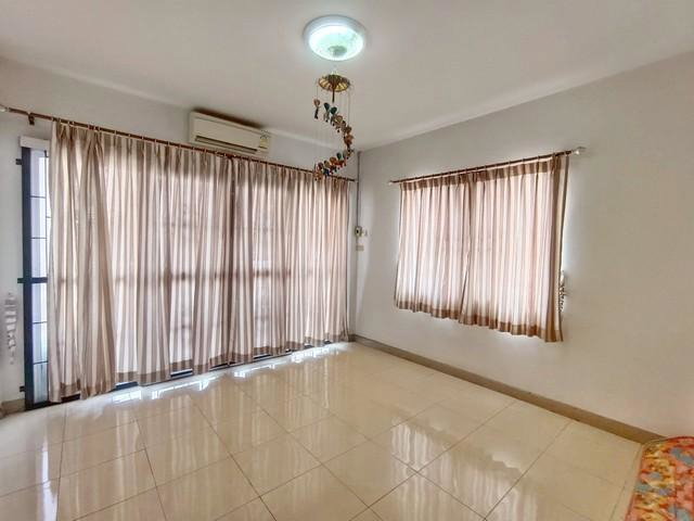 รูป ขายบ้านแฝด เอ.ซี.เฮ้าส์ 3ลำลูกกา คลอง 4 ราคาดีสุดในโครงการ เดินทางสะดวก ใกล้ตลาด ห้างสรรพสินค้า ร.ร แย้มสะอาด - รูปที่ 18/23