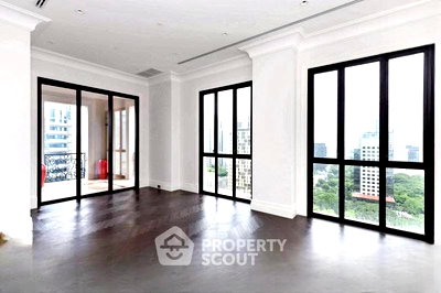 Condos for rent : 2-BR Condo at 98 Wireless near BTS Phloen Chit (ID 2699372)