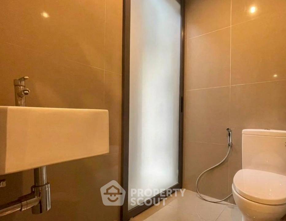 รูป คอนโด 1-ห้องนอน ที่ ริทึ่ม สุขุมวิท42 ใกล้ BTS เอกมัย (ID 2736220) - รูปที่ 3/7