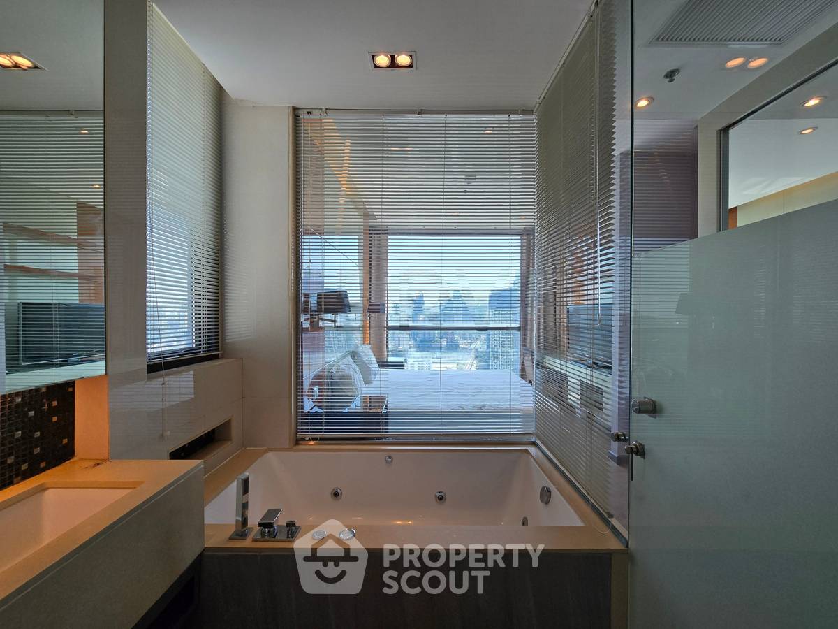 รูป คอนโด 2-ห้องนอน ที่ ดิ แอดเดรส สุขุมวิท 28 ใกล้ BTS พร้อมพงษ์ (ID 2723657) - รูปที่ 18/18