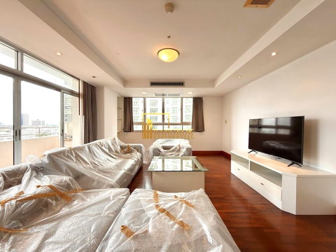 Fully Renovated 3 Bedroom Apartment in Phrom Phong Area - BR21315AP
