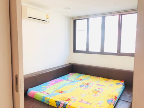 P-48044 | 1BR Condo Near BTS (700m) Fully Furnished + Washing Machine | Only 12,000 THB 🚆✨ | Line Id: @easythaihome | 085-592-2897