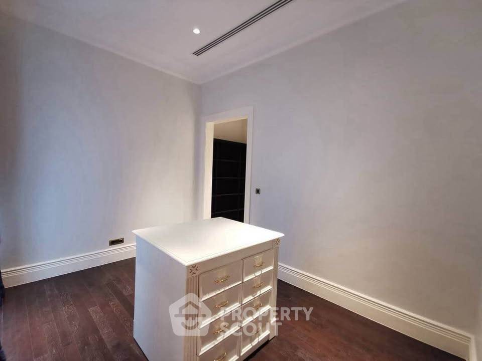 picture 2-BR Condo at 98 Wireless near BTS Phloen Chit (ID 2471691) - 6/10