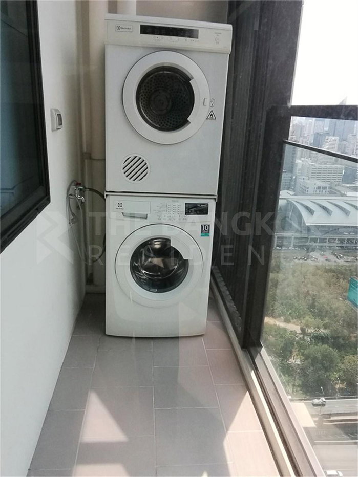 รูป  เช่าคอนโด 🌇 Chewathai Residence Asoke ใกล้ MRT พระราม9  21K, 1 ห้องนอน 35.69 ตร.ม., ห้องสวยมาก พร้อมอยู่💖  - รูปที่ 8/9