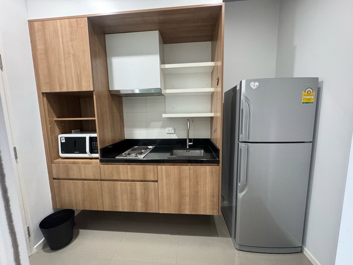 รูป ช้ชีวิตชิลล์ๆ ริมน้ำ ใจกลางอ่อนนุช 🌿 Blocs 77 | ห้องกว้าง วิวสวย | ใกล้ BTS อ่อนนุช & Habito Mall | พร้อมเข้าอยู่ - รูปที่ 6/14