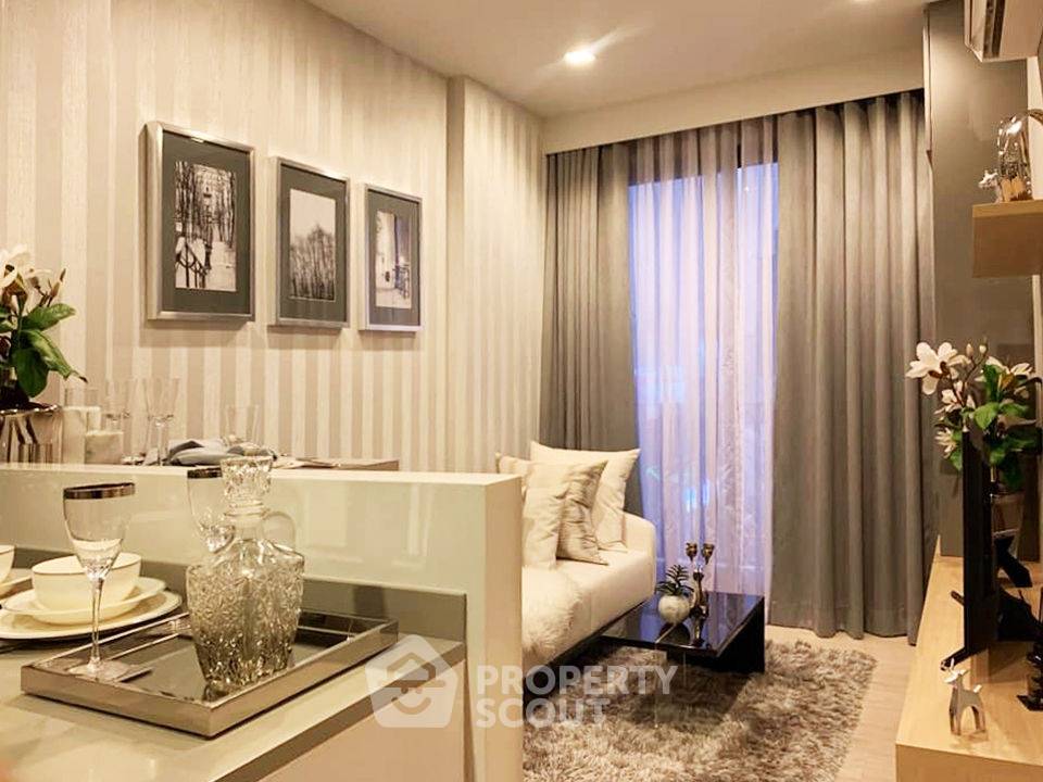 รูป คอนโด 1-ห้องนอน ที่ เอ็ม ทองหล่อ 10 ใกล้ BTS ทองหล่อ (ID 2738704) - รูปที่ 1/6