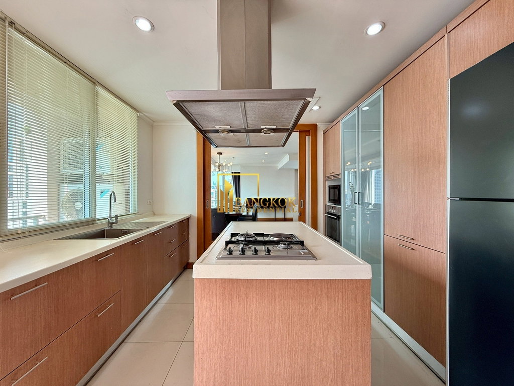 รูป Spacious 3 Bedroom Serviced Apartment in Phrom Phong Area - BR20901SA - รูปที่ 11/49
