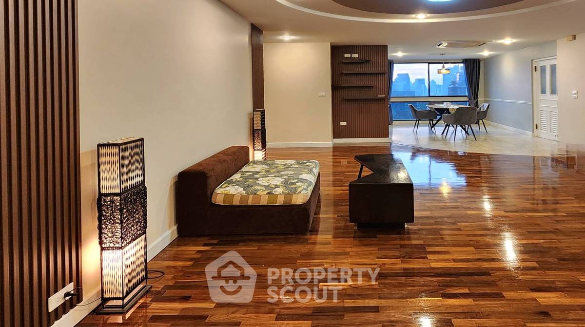 รูป คอนโด 3-ห้องนอน ที่ เพรสซิเดนท์ ปาร์ค คอนโดมิเนี่ยม ใกล้ MRT ศูนย์การประชุมแห่งชาติสิริกิติ์ (ID 2735219) - รูปที่ 4/20