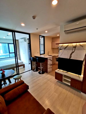Condos for rent : For Rent  🏢✨  Life Asoke Near MRT Phetchaburi Interested, add Line @255ghzjq. Add @ too. ꔛ
