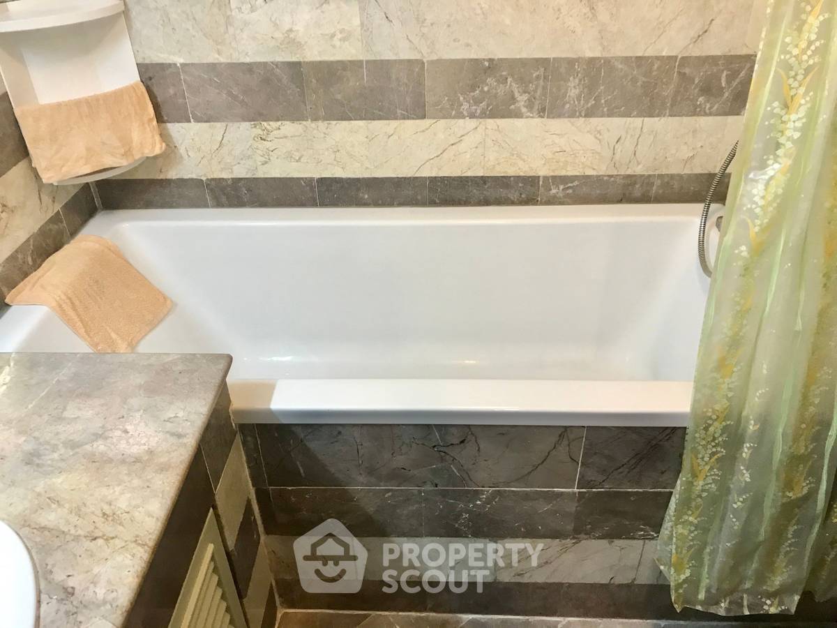 รูป คอนโด 1-ห้องนอน ที่ สุขุมวิท สวีท คอนโดมิเนียม ใกล้ BTS นานา (ID 2737254) - รูปที่ 7/7