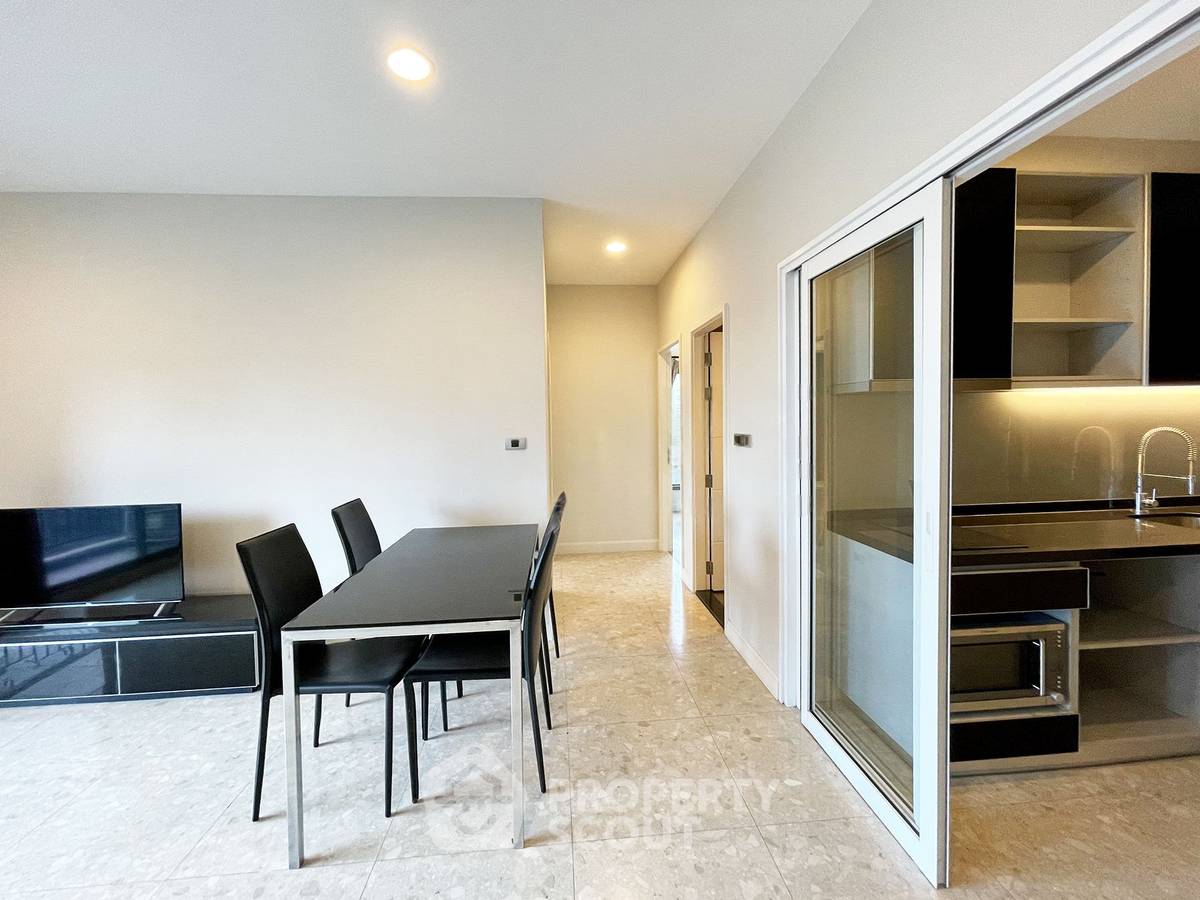 รูป คอนโด 2 ห้องนอน The Crest Sukhumvit 34 ใกล้ BTS ทองหล่อ 200 ม. (ID 2740205) - รูปที่ 7/12