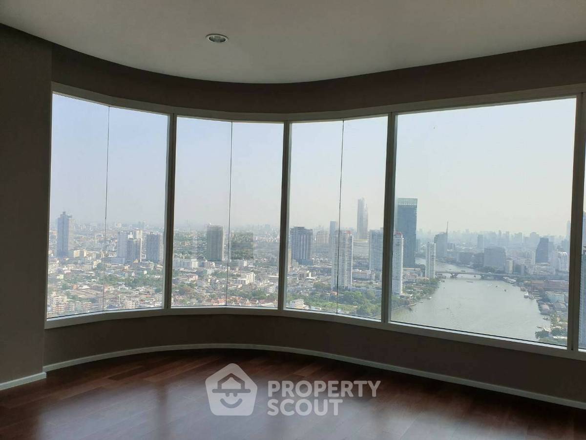 picture 3-BR Condo at Menam Residences in Wat Phraya Krai (ID 2734276) - 2/6