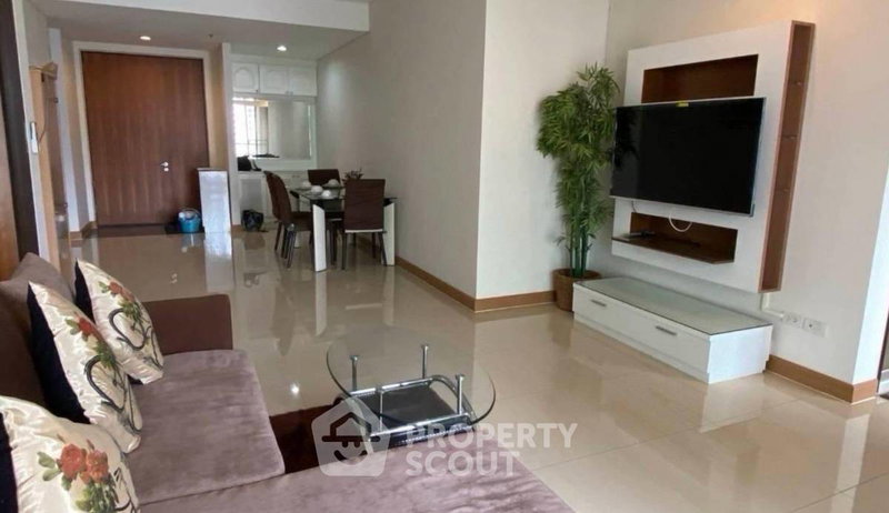 Condos for rent : Pet-Friendly 2-BR 101 Sqm Condo, The Lakes Bangkok, 300m to BTS Asoke (ID 2709750)