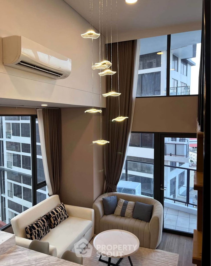picture 2-BR Condo at Landmark @MRTA Station in Bang Kapi (ID 2731757) - 3/9