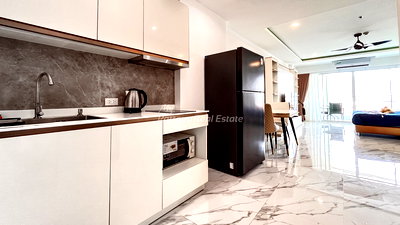 Condos for sale : 🛏️ Studio - 🛁 1 Bath - 🏙️ Sea View - 🇹🇭 COMPANY name - 🏢 View Talay 5 Jomtien Condominium Beach - Ref: VT5D19