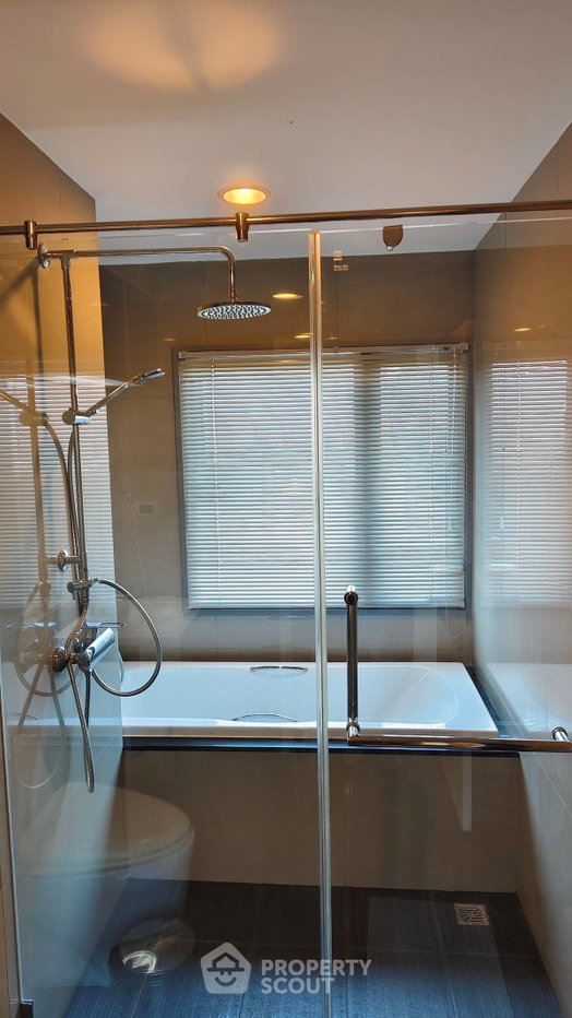 picture 2-BR Condo at The Crest Sukhumvit 34 near BTS Thong Lor (ID 2739062) - 9/13
