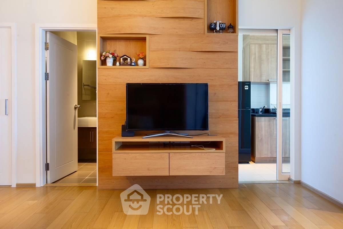 รูป คอนโด 1-ห้องนอน ที่ ไฮฟ์ สาทร ใกล้ BTS กรุงธนบุรี (ID 2737255) - รูปที่ 3/8