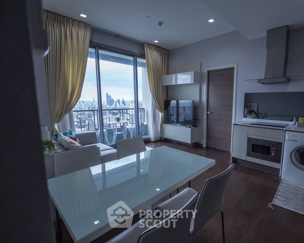รูป คอนโด 2-ห้องนอน ที่ คิว อโศก ใกล้ MRT เพชรบุรี (ID 2709365) - รูปที่ 3/6