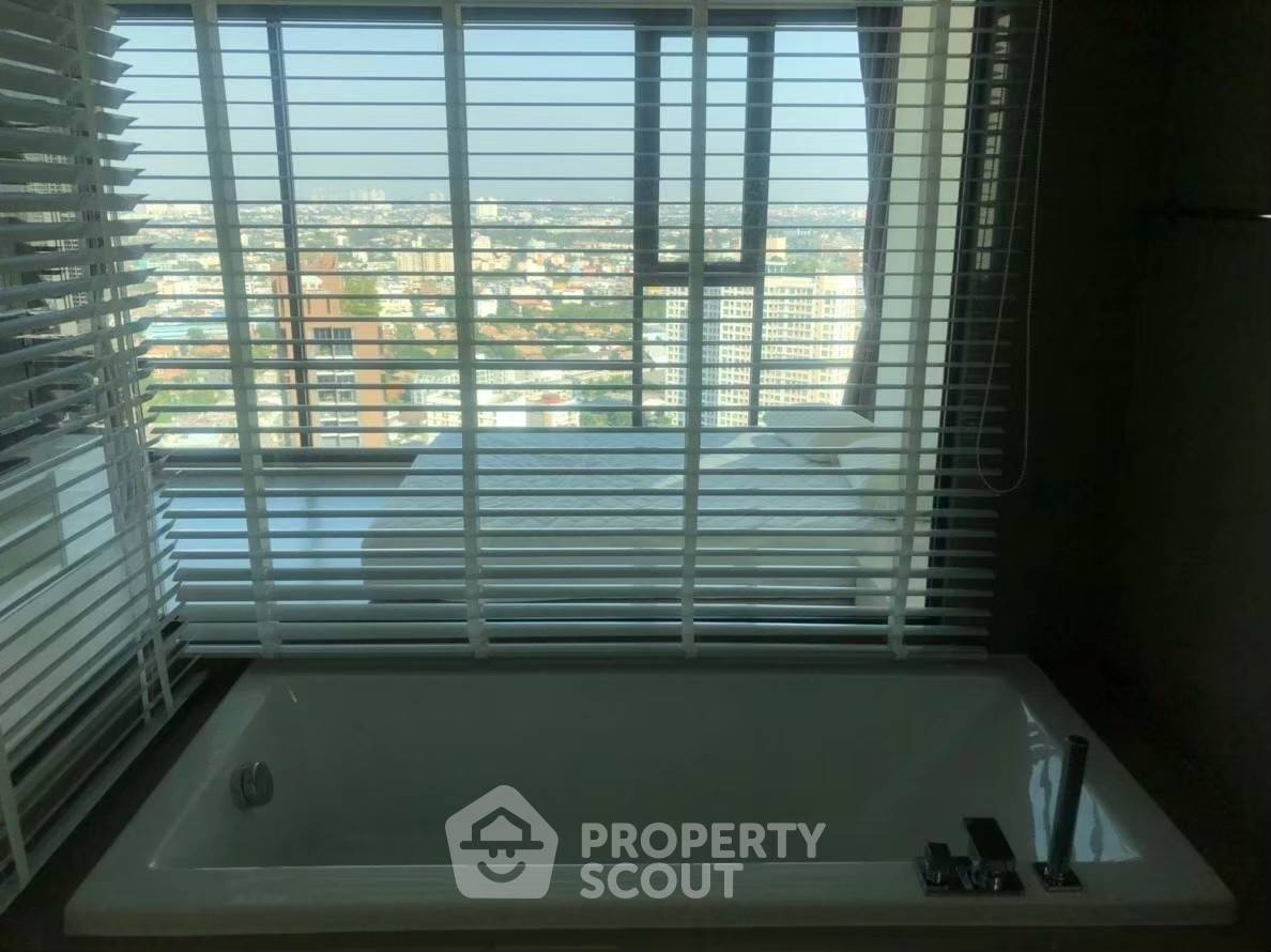 รูป คอนโด 2-ห้องนอน ที่ ริทึ่ม สุขุมวิท42 ใกล้ BTS เอกมัย (ID 621985) - รูปที่ 3/17
