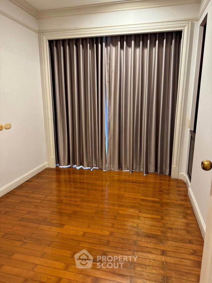 รูป คอนโด 3-ห้องนอน ที่ แกรนด์ หลังสวน คอนโดมิเนียม ใกล้ BTS ราชดำริ (ID 2385993) - รูปที่ 10/10