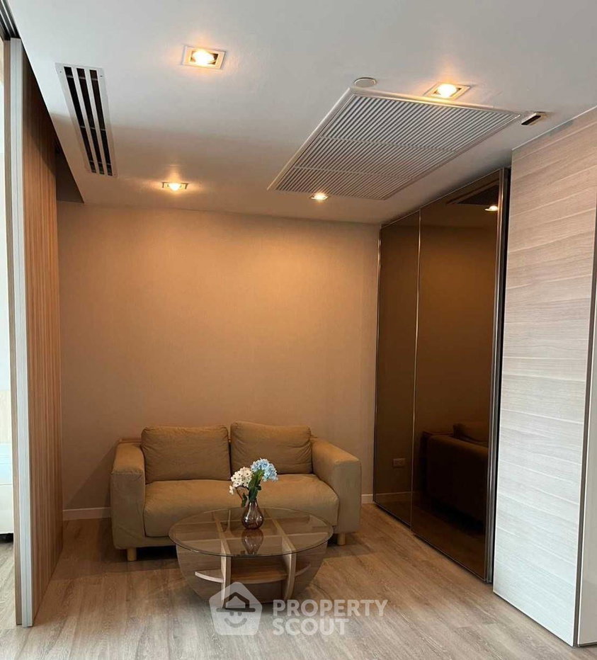 รูป คอนโด 2-ห้องนอน ที่ เดอะ รูม สุขุมวิท 21 ใกล้ MRT สุขุมวิท (ID 2681981) - รูปที่ 6/6