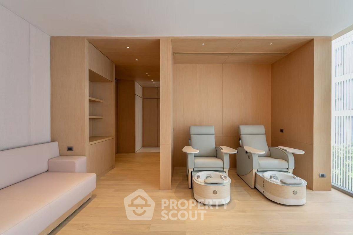 รูป คอนโด 1-ห้องนอน ที่ สโคป หลังสวน ใกล้ BTS ชิดลม (ID 2470793) - รูปที่ 2/4