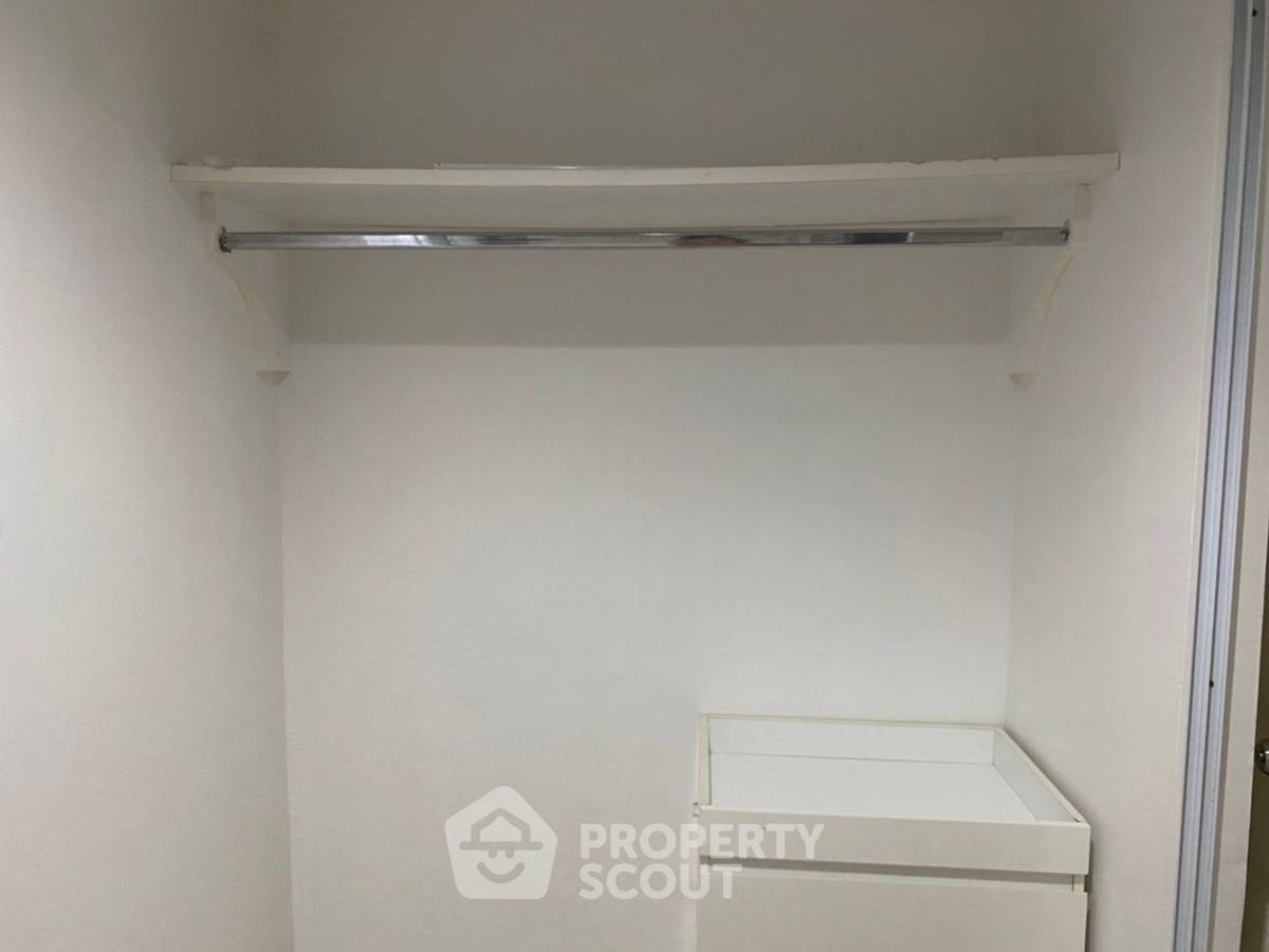 picture 2-BR Condo at A Space Asoke-Ratchada near MRT Phra Ram 9 (ID 2736388) - 5/10