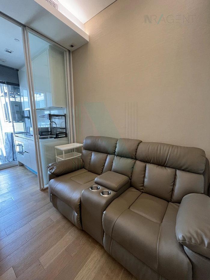 รูป ให้เช่าคอนโด เดอะ เซนต์ เรสิเดนเซส อาคาร C ชั้น 33 1 ห้องนอน ขนาด 30.00 ตรม ใกล้ ห้าแยกลาดพร้าว - รูปที่ 1/8