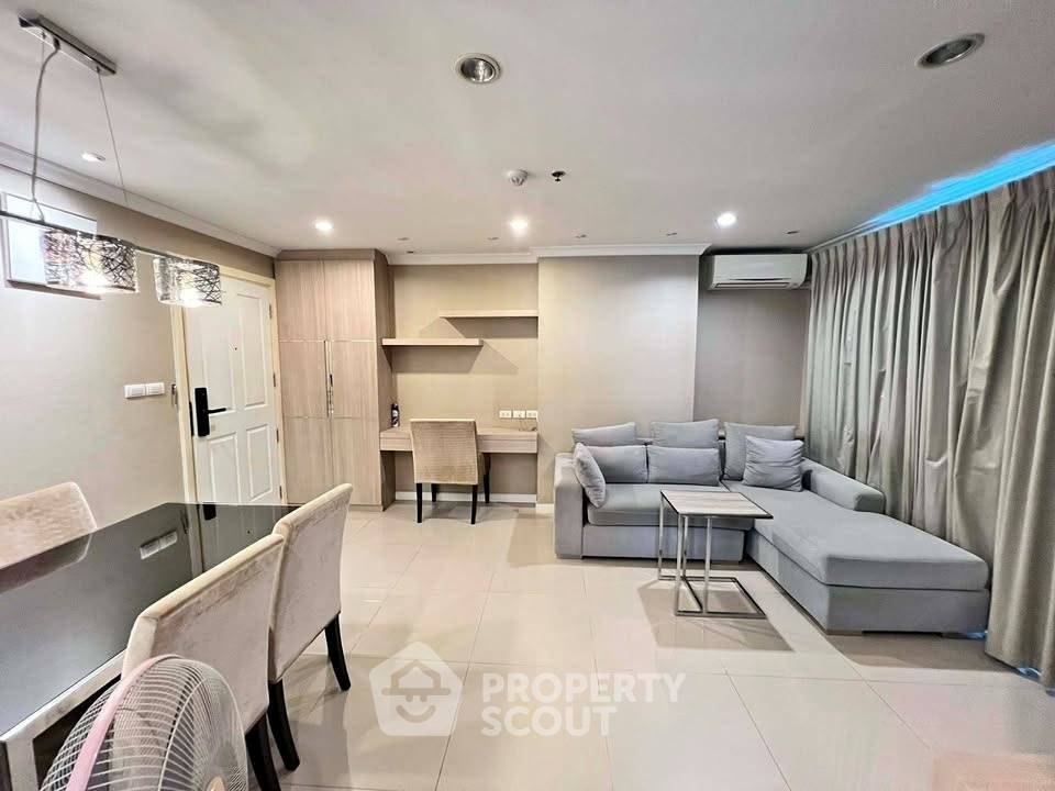 รูป คอนโด 1-ห้องนอน ที่ คอนโด ลุมพินี เพลส พระราม 9 – รัชดา ใกล้ MRT พระราม 9 (ID 2475622) - รูปที่ 1/3